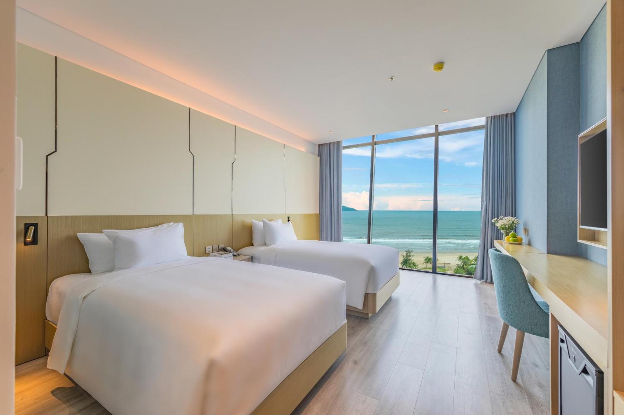 Awaken Da Nang Hotel Extérieur photo