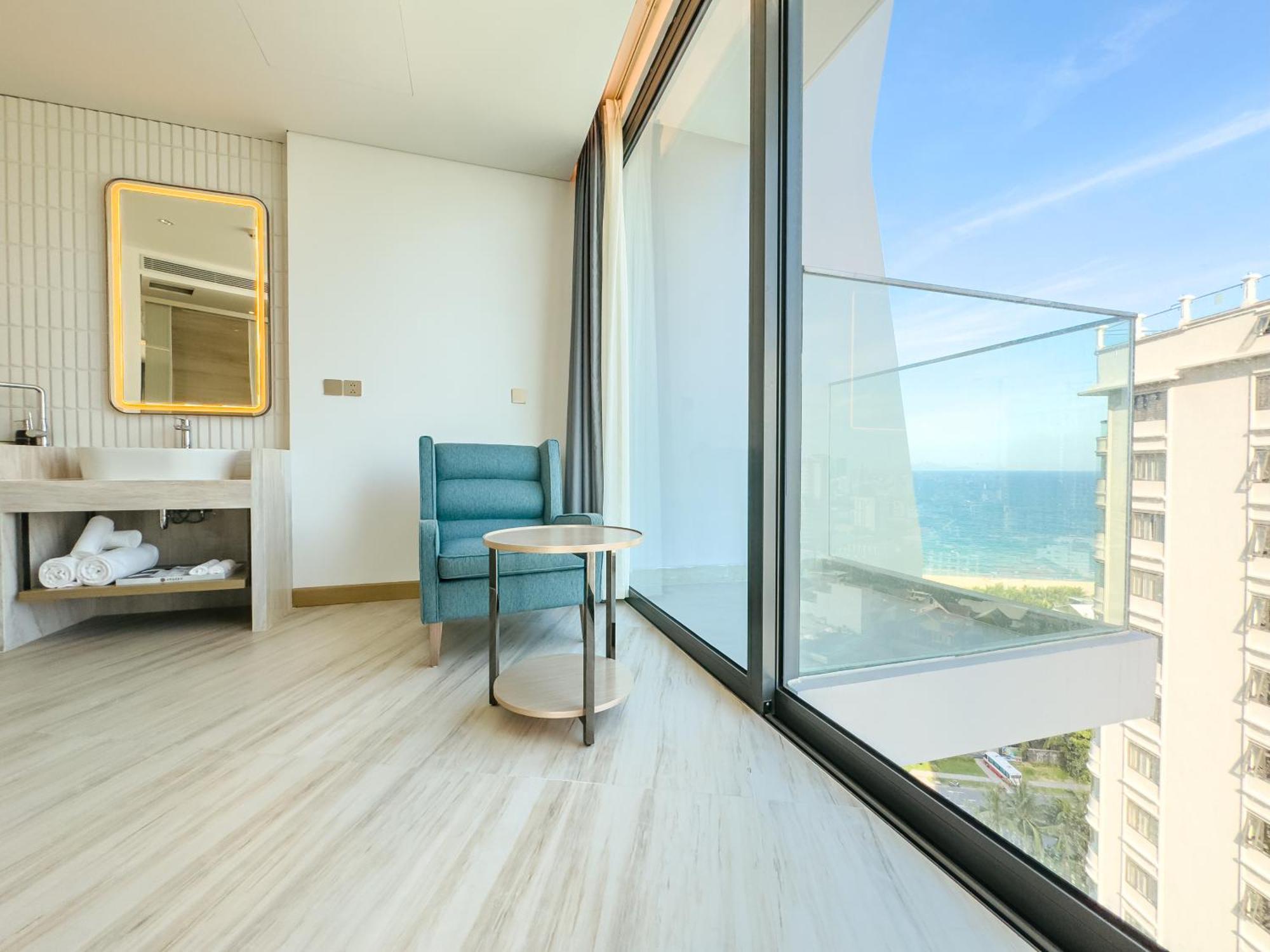 Awaken Da Nang Hotel Extérieur photo