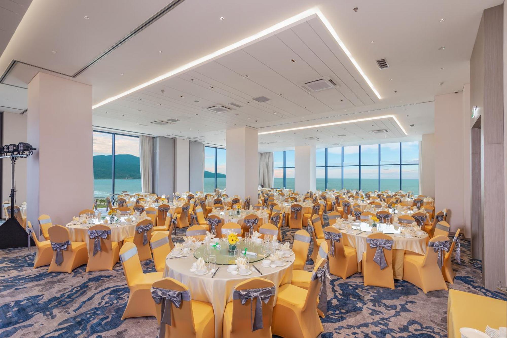 Awaken Da Nang Hotel Extérieur photo