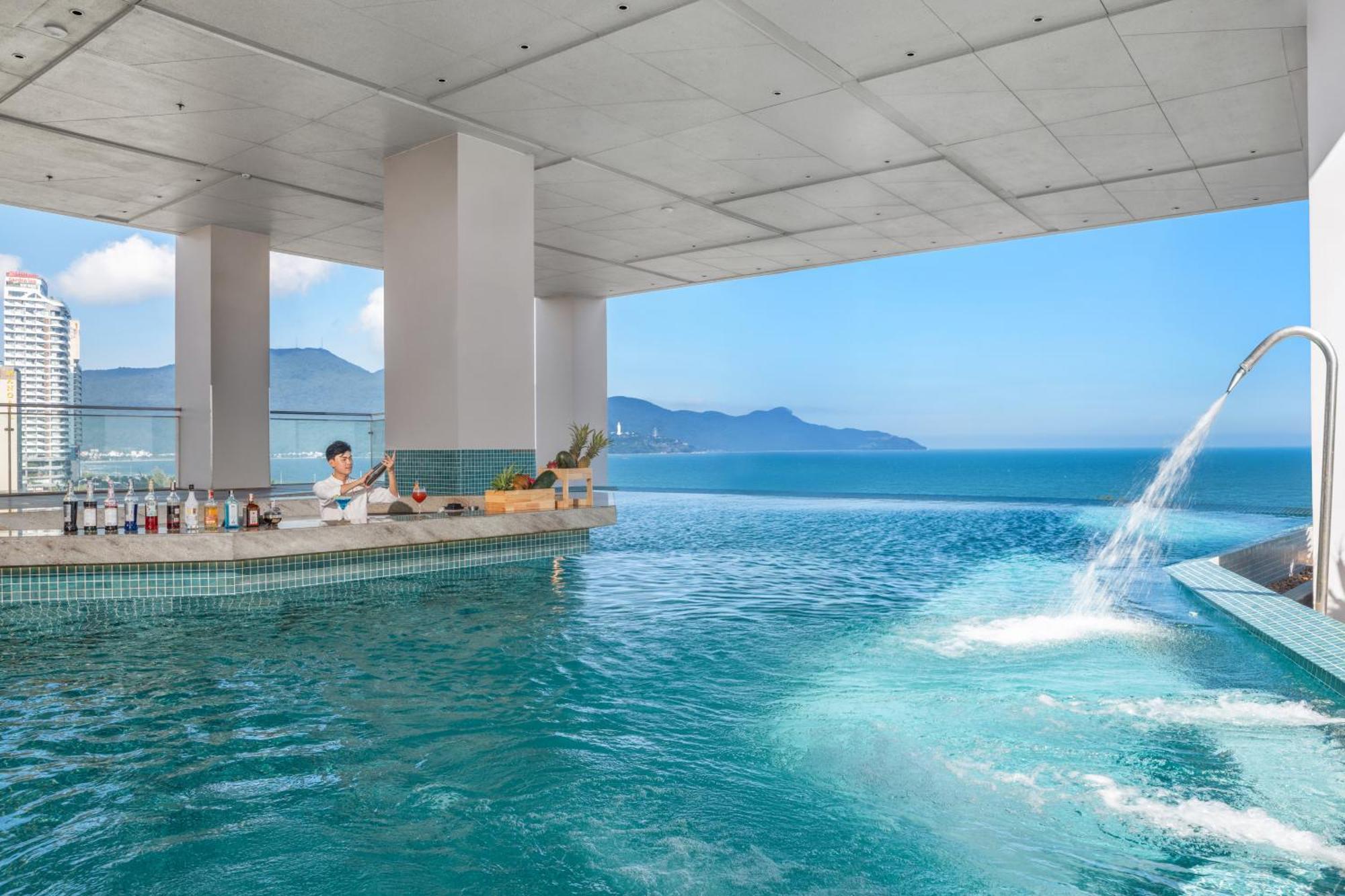 Awaken Da Nang Hotel Extérieur photo