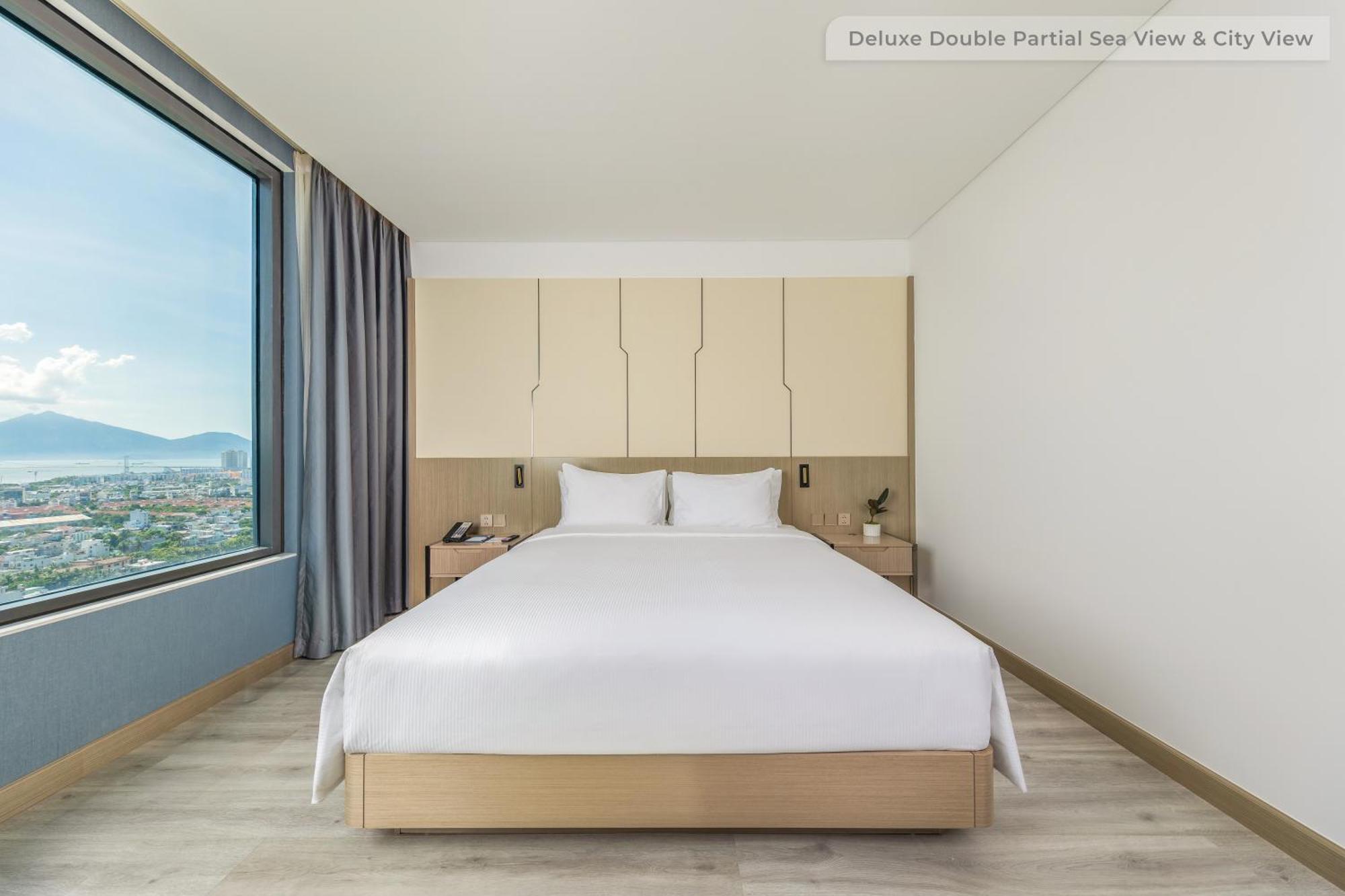 Awaken Da Nang Hotel Extérieur photo